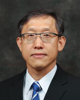 Portrait image of Sung-Woo Lee
