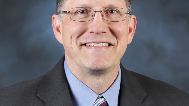 Icenhour named Distinguished Engineering Alumnus by NC State