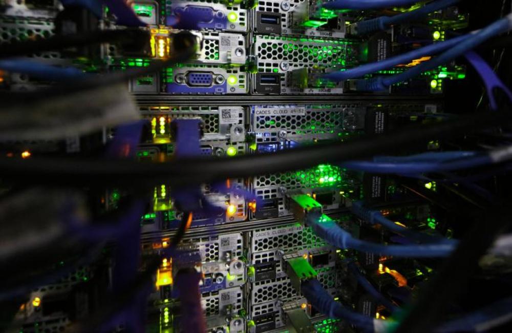 Data and AI Systems - Data Engineering - plugged in network cables