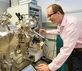 ORNL’s Kalinin awarded Royal Microscopical Society medal